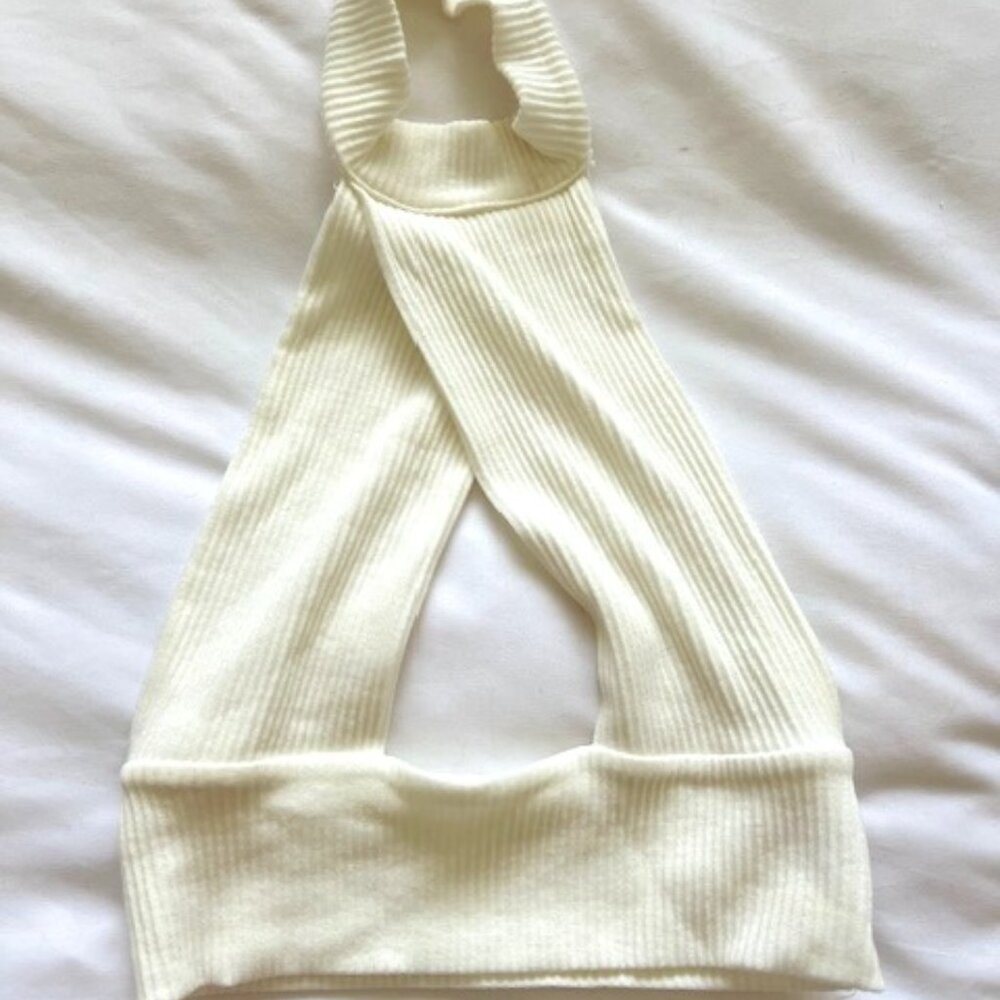 Cream cropped cutout halter size small